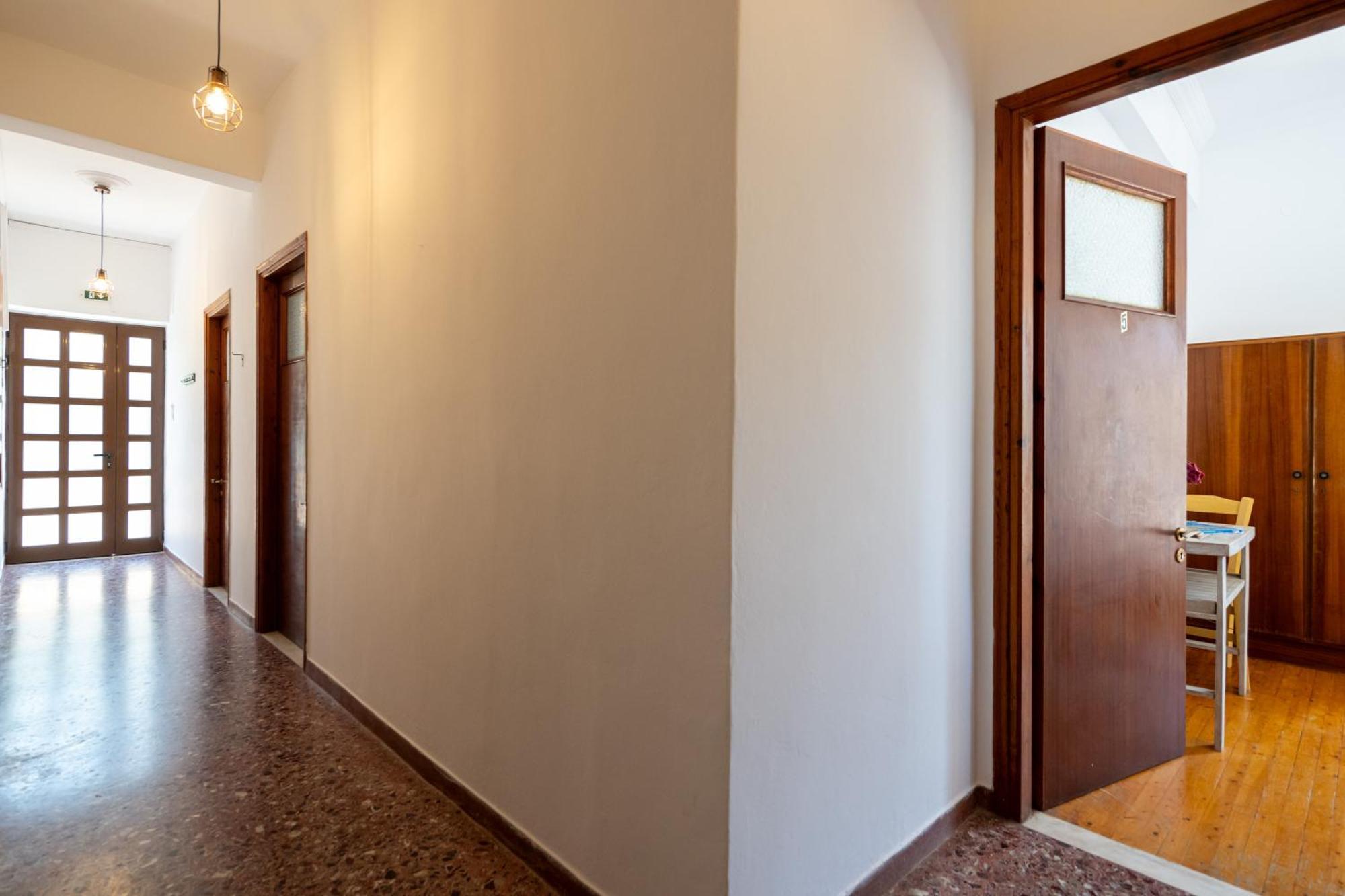 Chrysanthi Apartment